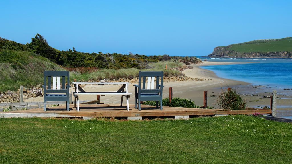 Surat Bay Lodge By The Sea/Backpackers Hostel Owaka Εξωτερικό φωτογραφία